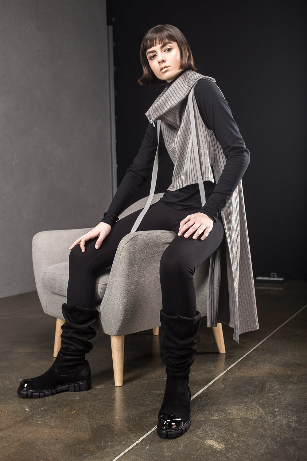 Asymmetrical vest with high neckline – NY 77 DESIGN