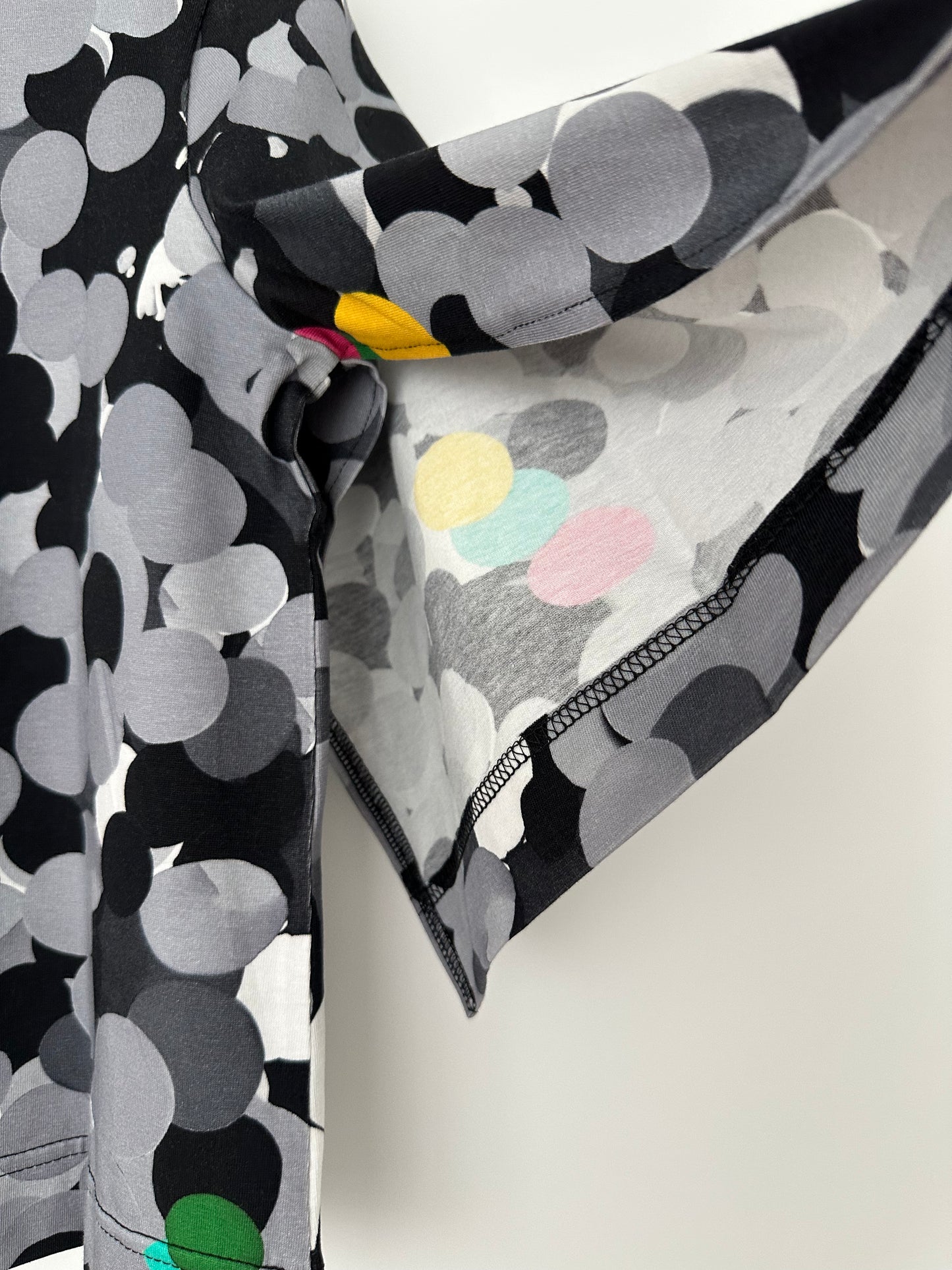 3/4 sleeves top with special AI generated print | NY77DESIGN