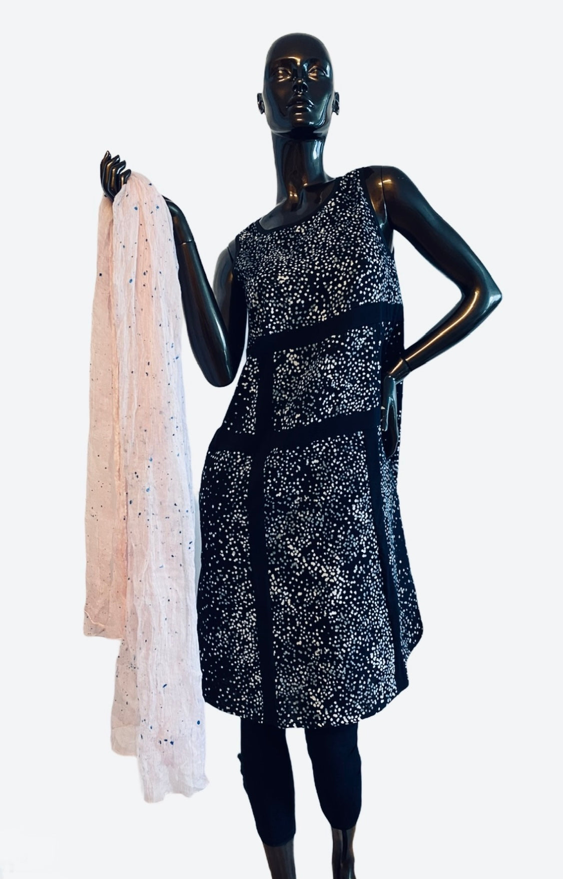 Silk crinkled scarf. Made in Italy. Hand dyed