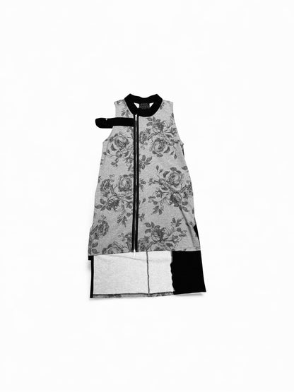 Asymmetrical long vest with zipper