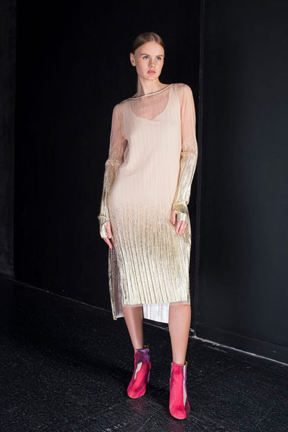 Mesh dress with special foil print