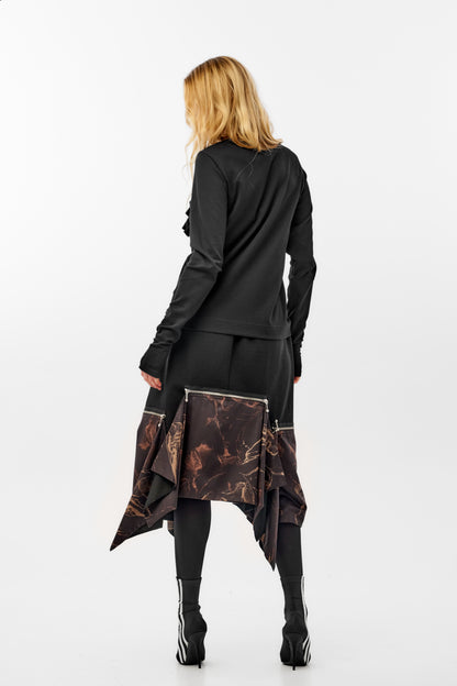 Long sleeve top with zipper closure