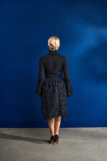 Long sleeves Turtleneck with sparkling fringe details