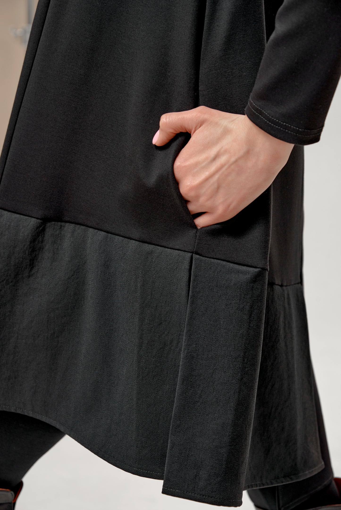 A-line Dress with pockets and asymmetrical hem