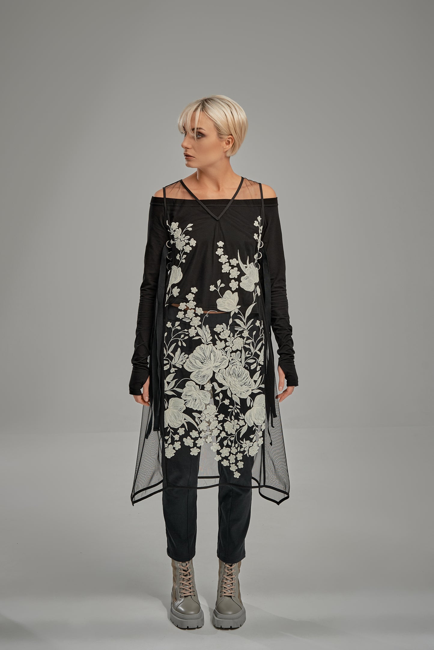 Overlay embroidered flower mesh dress