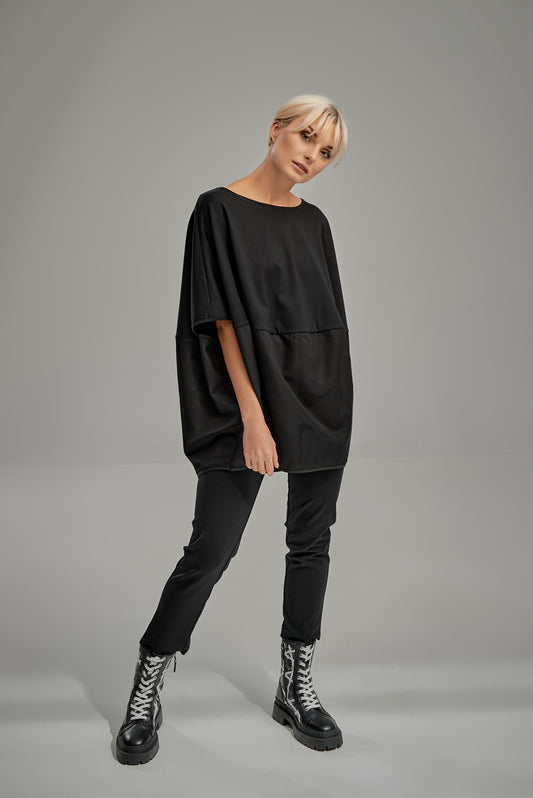 Round design top with half mesh overlay