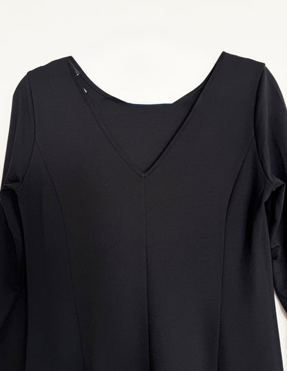 A-line dress with embroidery and V-on a back