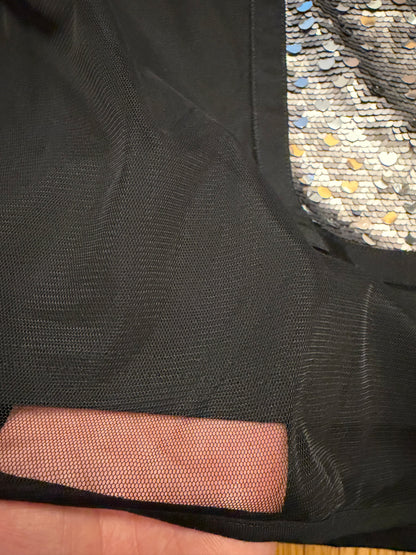 Relaxed fit top with sequins details