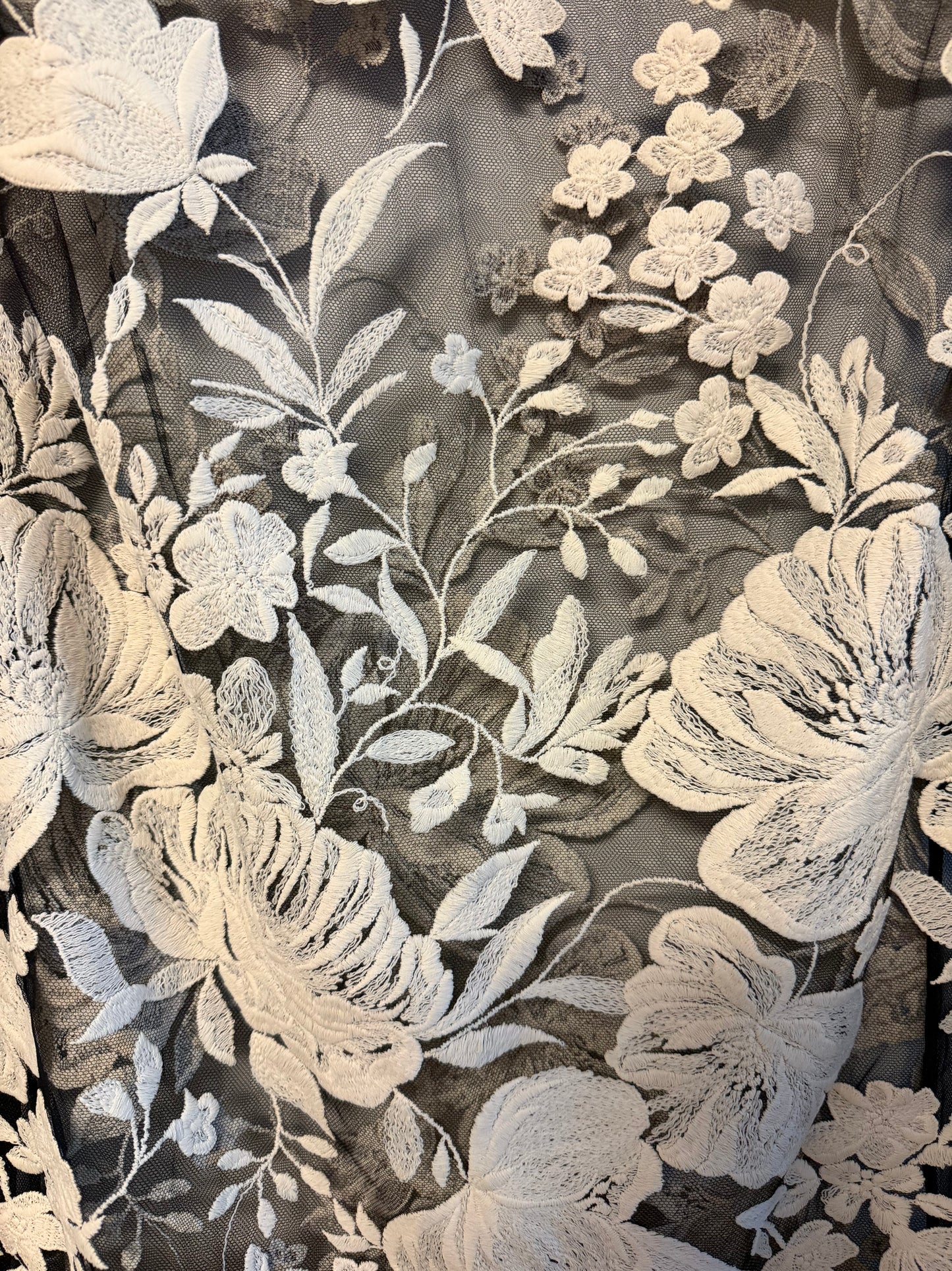 Overlay embroidered flower mesh dress