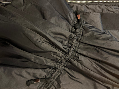 Vest with a luxurious faux fur collar and front zipper closure