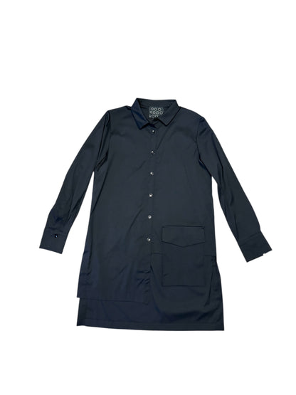 Long shirt with big front pocket