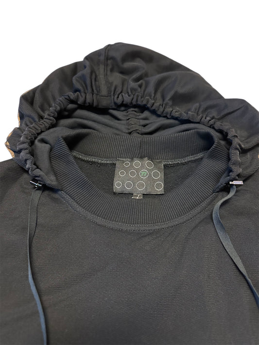 Cropped hoodie with mesh overlay