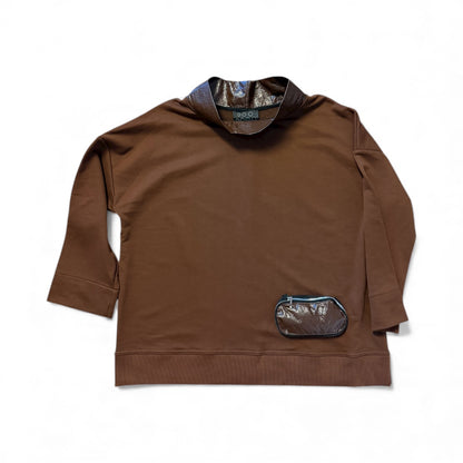 Boxy design Long Sleeve Top with Pocket Detail